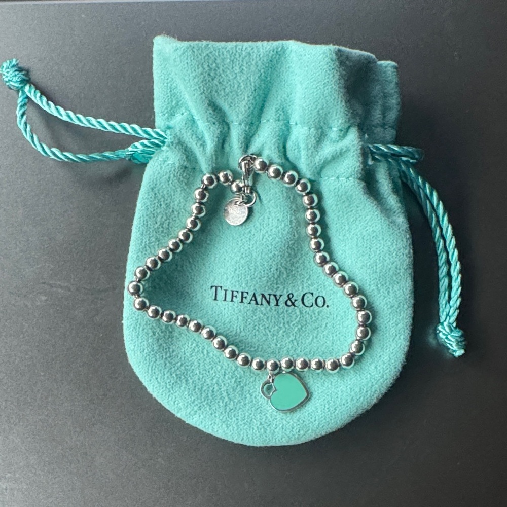 Tiffany & Co. Silver Bead Bracelet with Heart Charm - Picture 2 of 3